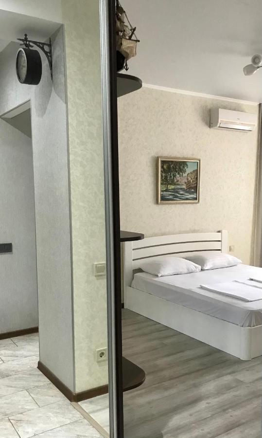 Apartments & Vernissage On Kostandi Odessa Dış mekan fotoğraf